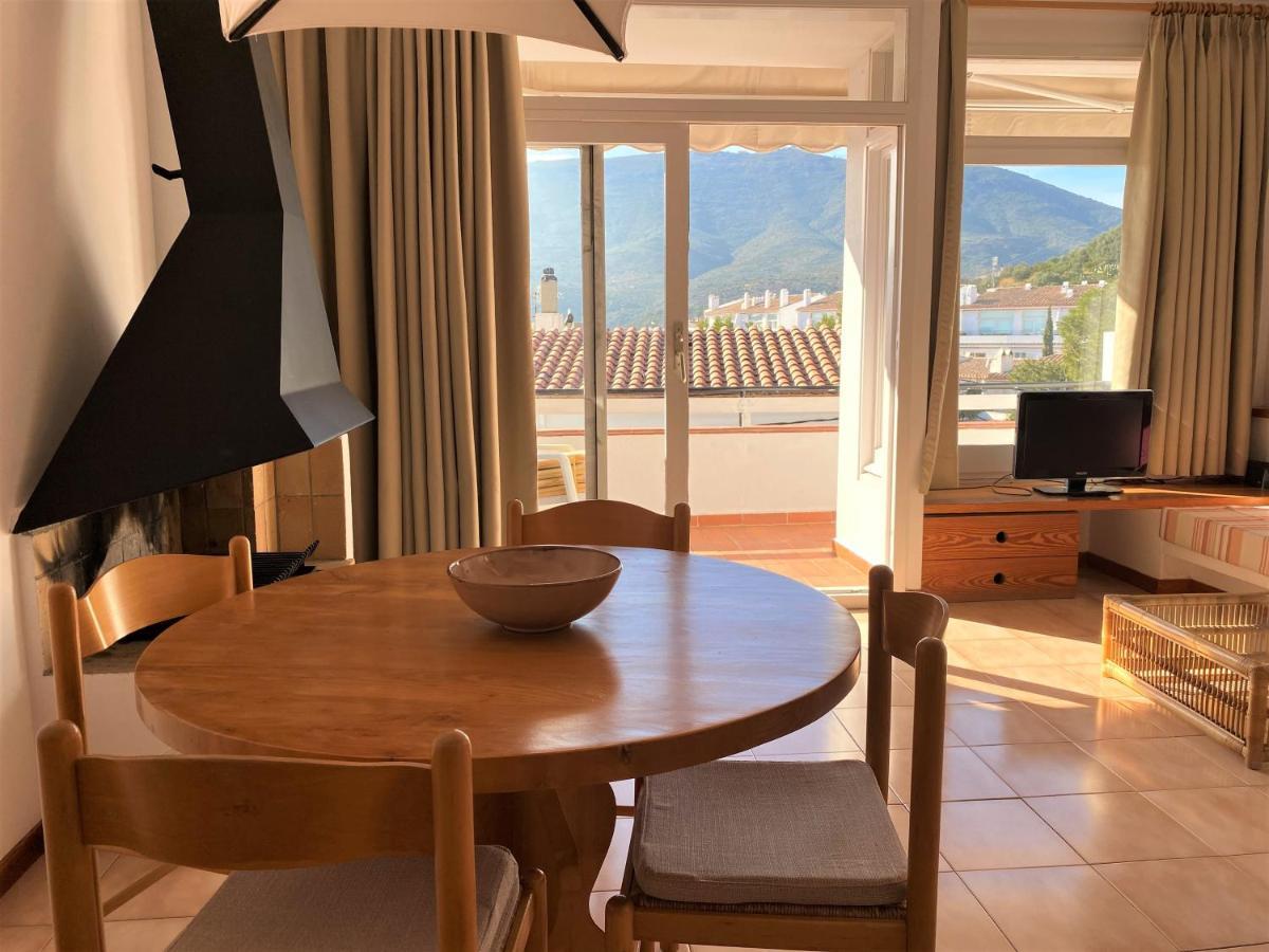 SAGUARDA - Apartamento luminoso con terraza Cadaqués Esterno foto