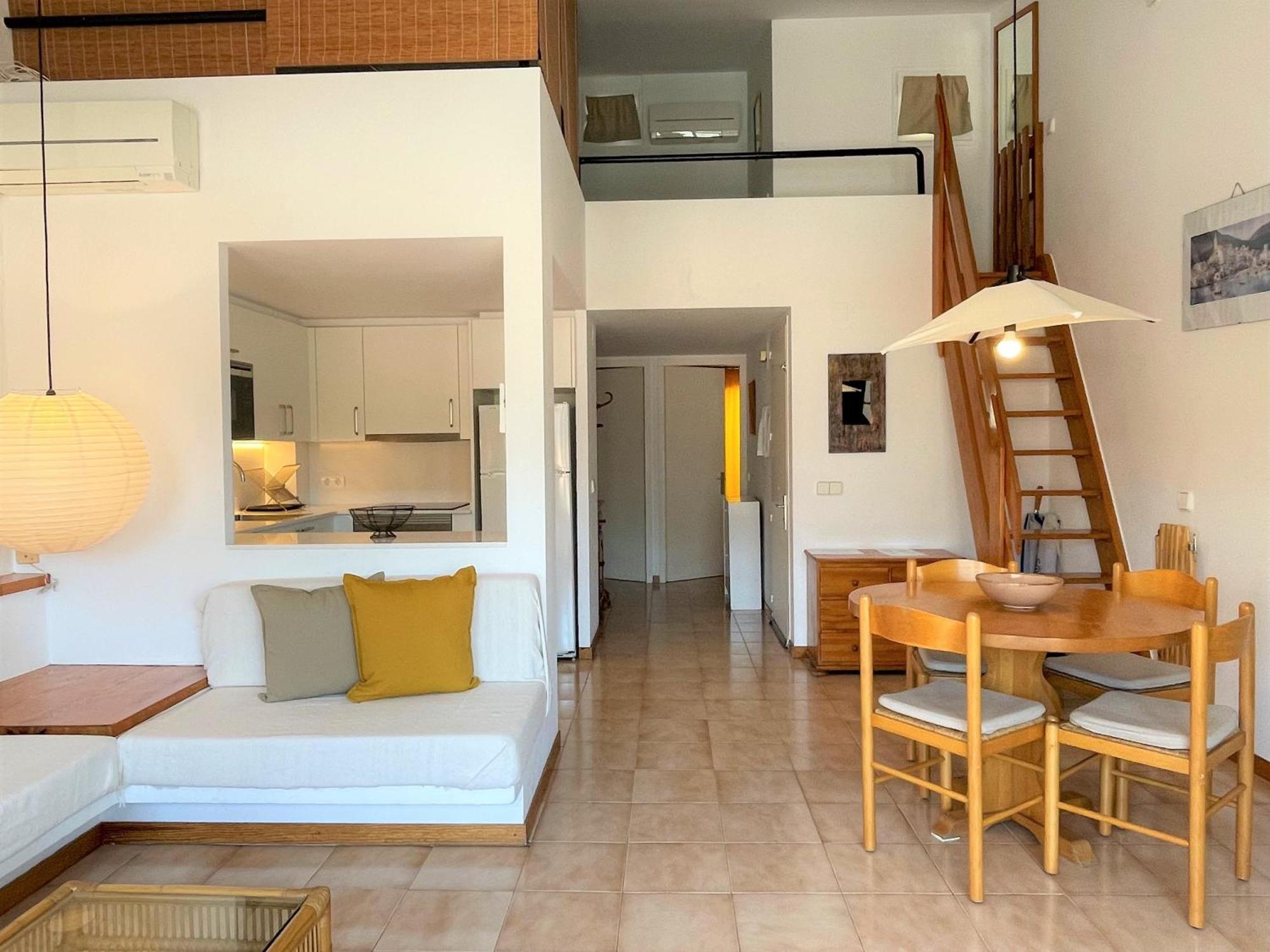 SAGUARDA - Apartamento luminoso con terraza Cadaqués Esterno foto